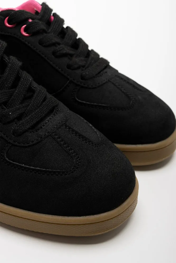 Lace Up Sneaker Black