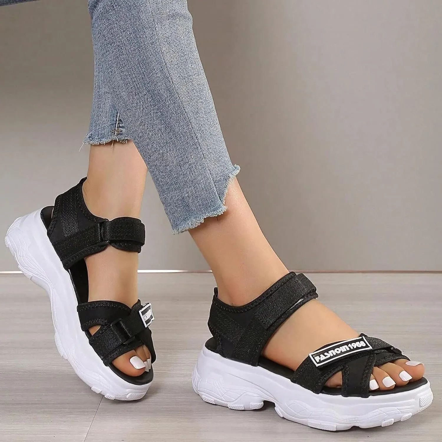 Women Pattern Hook And Loop Fastener Sport Sandals Polyester Ankle Strap Sporty Water Women Hiking Sandals