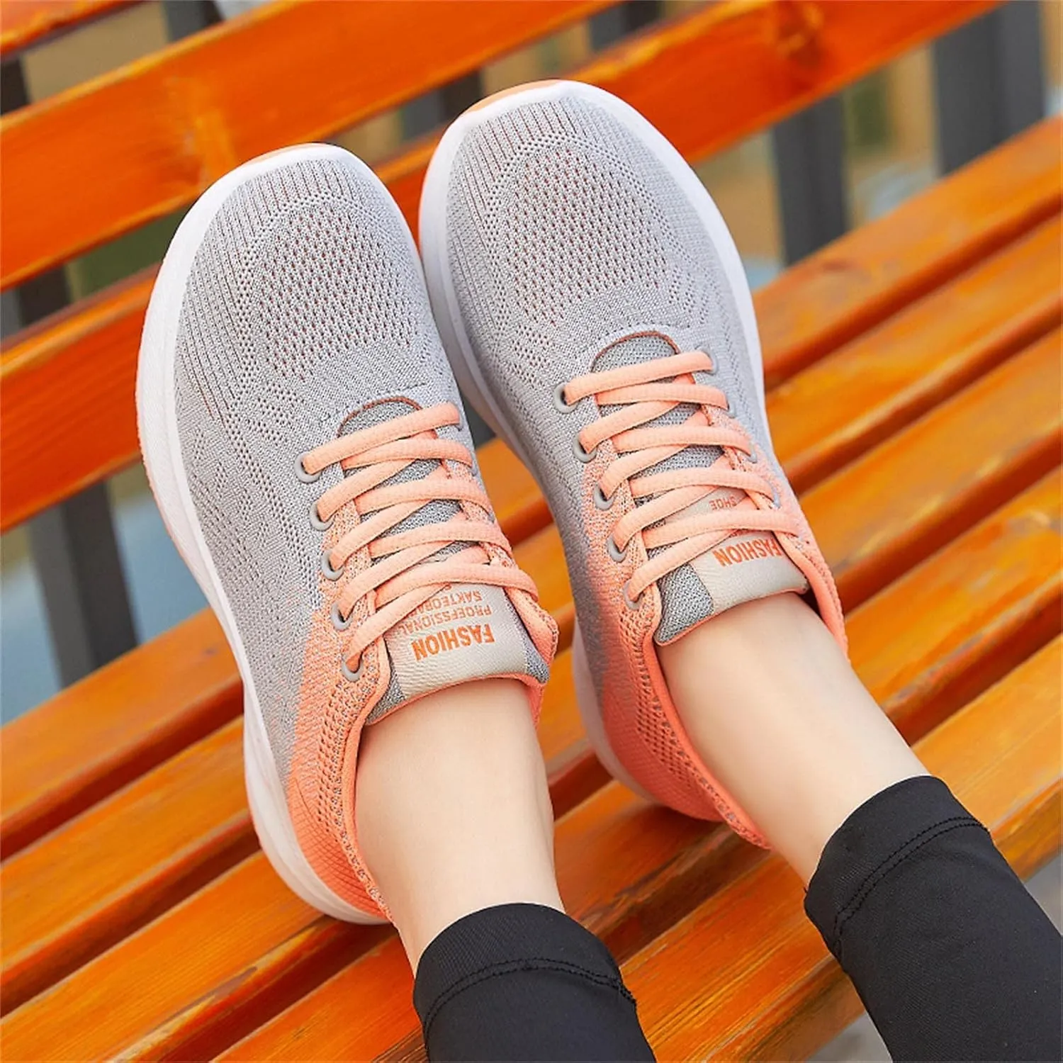 Women's Minimalist Walking Shoes Wide Toe Lace Up Non Slip Work Shoes Women Lightweight Dressy Casual Shoes Fashion Sneakers 2025 White Tennis Shoe Cross Trainer Shoe